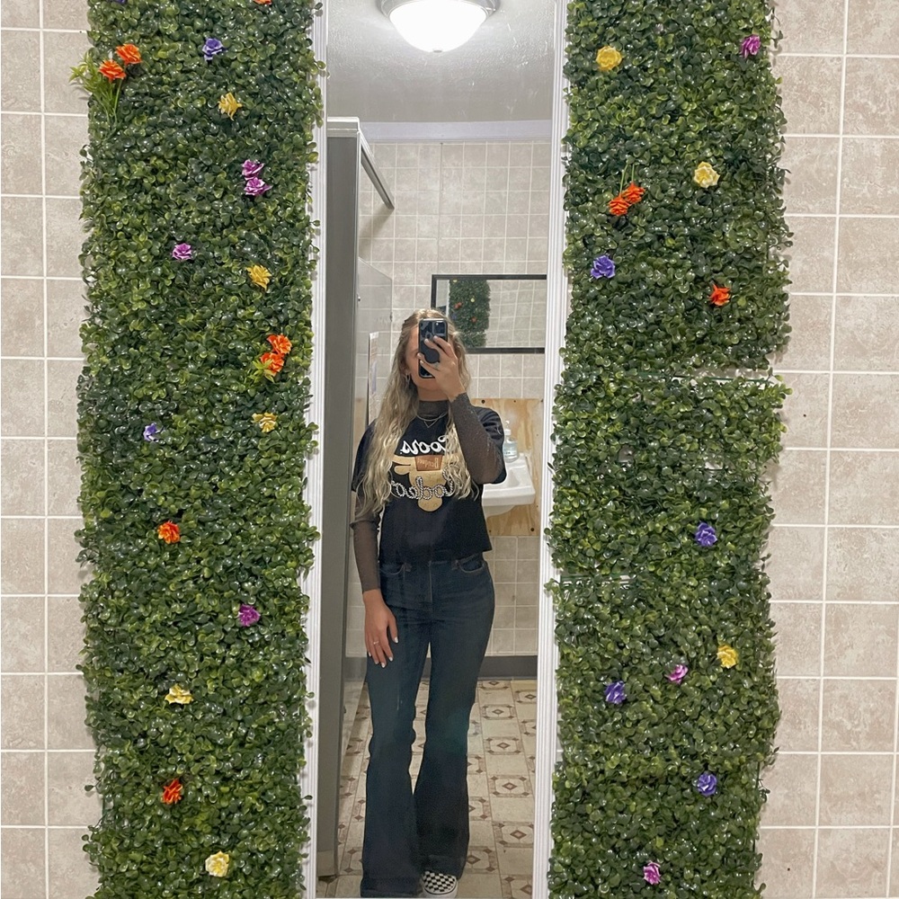 Meet your Posher, Sidney